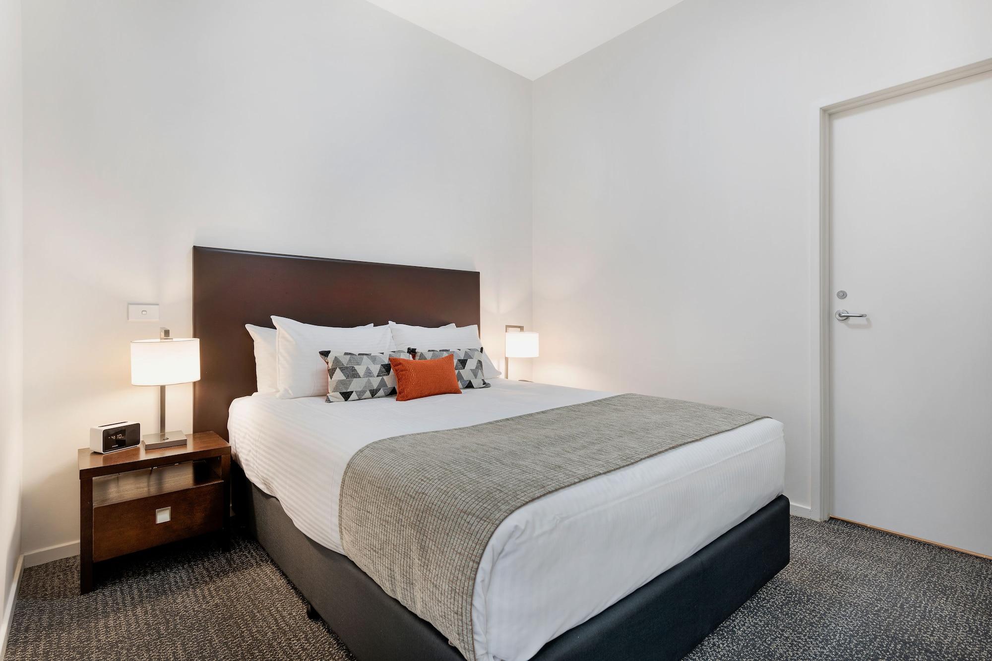 Melbourne Cbd Central Apartment Hotel Official Exterior photo